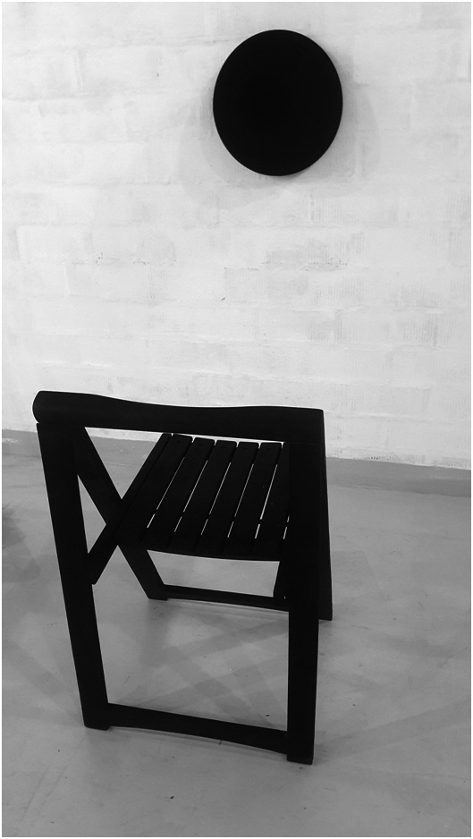 Nire infernura behatxulo / Mirilla a mi infierno / Peephole to my hell.